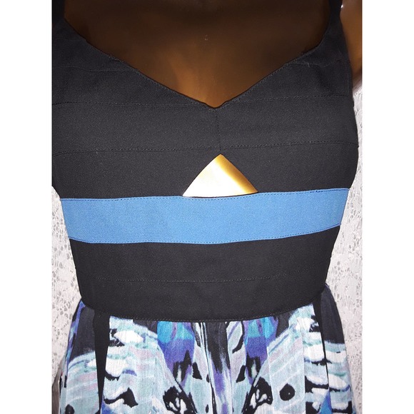 NWT Bebe Sz 6 Banded Hi Low Keyhole Bold Blue & Black Maxi Dress - Picture 4 of 9